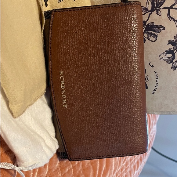 Burberry Chestnut Leather Wallet - Picture 1 of 9